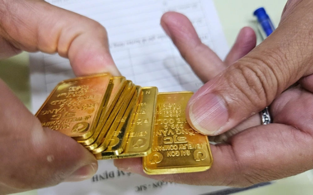 Giá vàng miếng SJC giảm trở lại