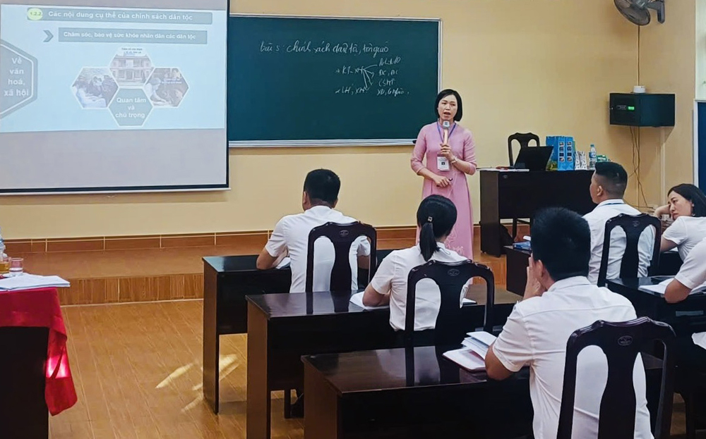 Giảng viên Tạ Thị Hảo tham dự Hội thi Giảng viên dạy giỏi các trường chính trị tỉnh, thành phố trực thuộc Trung ương lần thứ IX - năm 2025 và đạt danh hiệu 