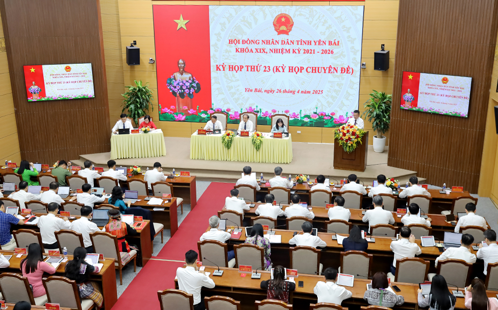 Quang cảnh Kỳ họp thứ 23 - HĐND tỉnh khóa XIX