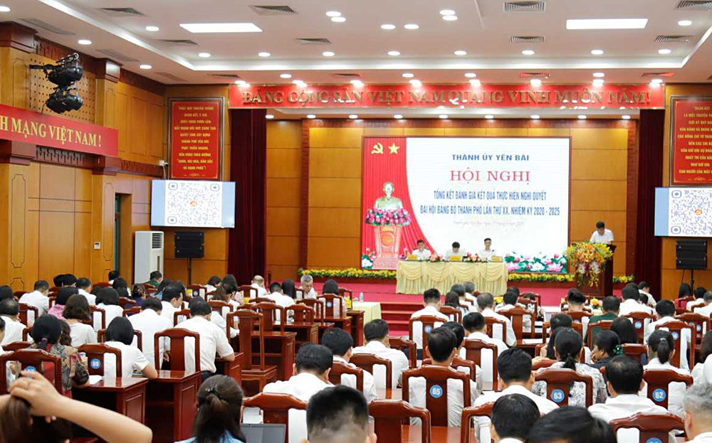 Toàn cảnh Hội nghị.