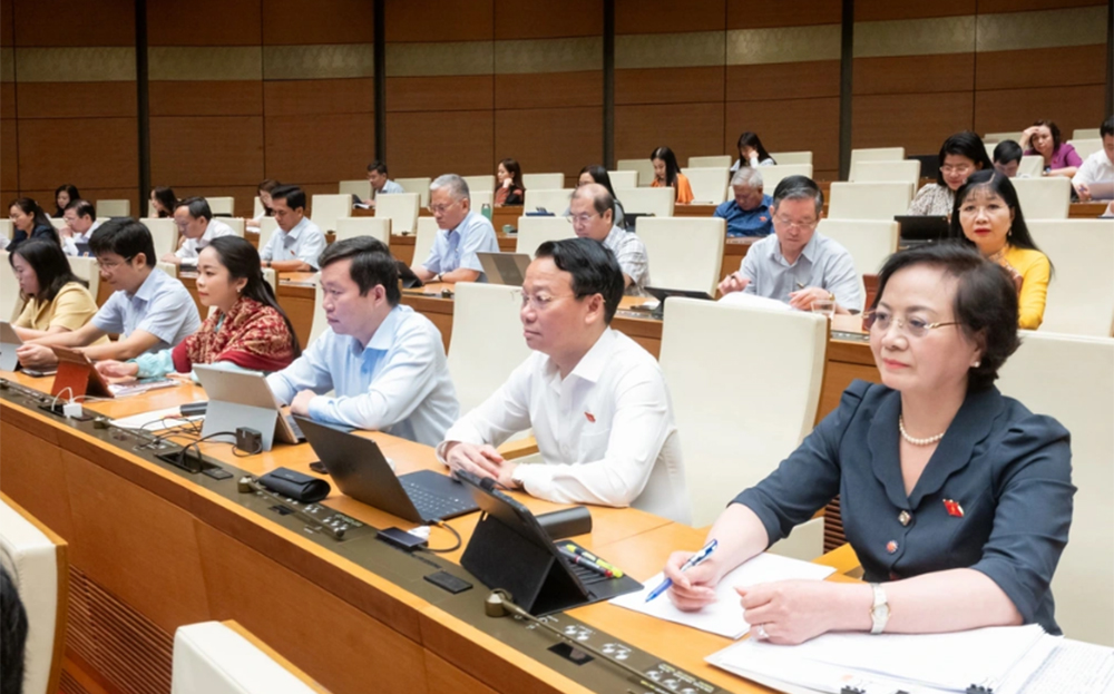 Các đại biểu Quốc hội dự phiên chất vấn và trả lời chất vấn sáng 20/6 .