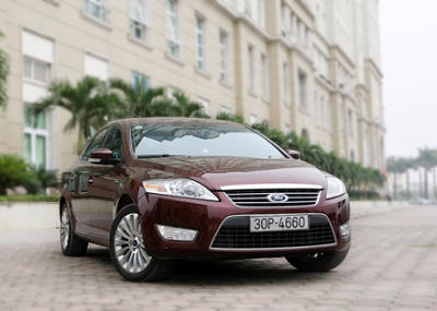 Ford chỉ giảm giá duy nhất mẫu Mondeo 2.3