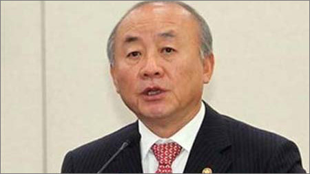 Bộ trưởng Thống nhất Hàn Quốc Yu Woo Ik.