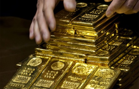Việc một hầm vàng lớn được xây dựng ở Hồng Kông phản ánh nhu cầu vàng gia tăng ở châu Á, bất chấp thực tế giá vàng thế giới từ đầu năm tới nay khá chật vật trong việc thiết lập năm tăng thứ 12 liên tục.