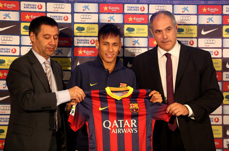 Neymar sẽ được mặc áo số áo 11 quen thuộc ở Nou Camp