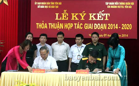 Lãnh đạo hai bên ký thỏa thuận hợp tác giai đoạn 2014 - 2020.