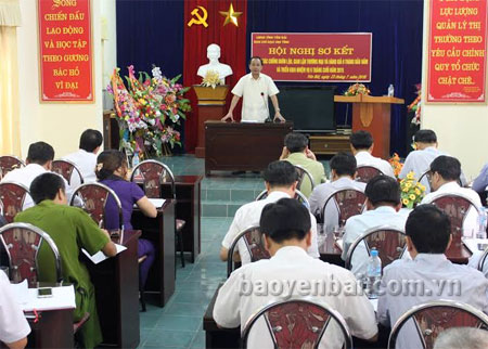 Đồng chí Tạ Văn Long chủ trì thảo luận tại Hội nghị
