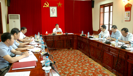 Đồng chí Dương Văn Thống - Phó bí thư Thường trực Tỉnh ủy phát biểu kết luận Hội nghị