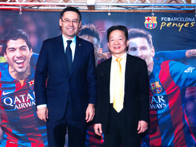 Bầu Hiển sẵn sàng chi tiền để mời những ngôi sao của Barcelona tới Việt Nam.