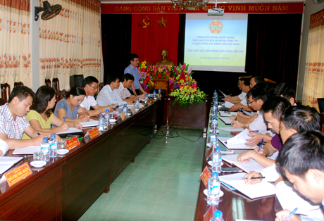 Đồng chí Lương Quốc Đoàn - Phó Chủ tịch Trung ương Hội Nông dân Việt Nam phát biểu tại buổi làm việc

