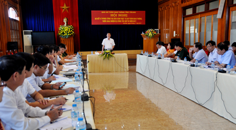 Đồng chí Nguyễn Chiến Thắng - Ủy viên Ban Thường vụ Tỉnh ủy, Phó Chủ tịch UBND tỉnh phát biểu tại Hội nghị