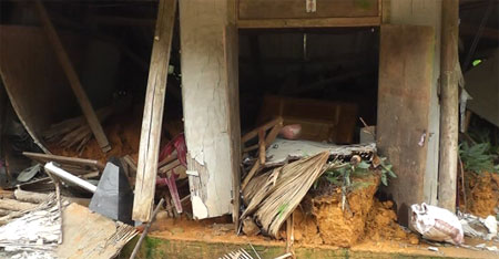 Tính đến trưa ngày 12/7, toàn tỉnh Yên Bái đã có 230 nhà dân bị sập đổ, hư hỏng, trong đó, huyện Trấn Yên bị nặng nhất, 220 nhà.