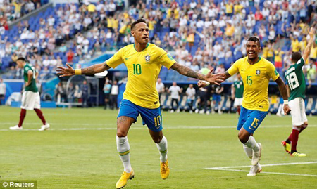 Neymar sắm vai người hùng của Brazil.
