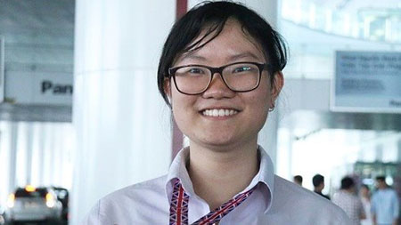 Nguyễn Phương Thảo (học sinh Trường THPT chuyên Khoa học Tự nhiên, Trường Đại học Khoa học Tự nhiên, Đại học Quốc gia Hà Nội) giành được huy chương Vàng và là thí sinh có điểm thi cao nhất kỳ thi Olympic Sinh .
