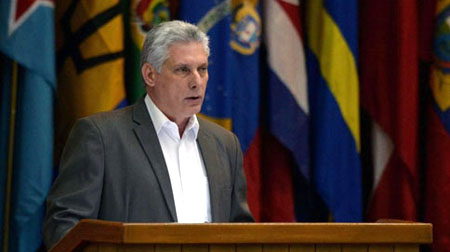 Chủ tịch Cuba Miguel Diaz-Canel phát biểu trong một phiên họp tại thủ đô Havana hôm 17/7.