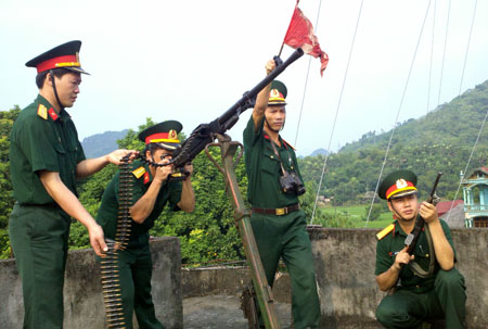 Lực lượng vũ trang tỉnh luôn nêu cao tinh thần sẵn sàng chiến đấu bảo vệ Tổ quốc.