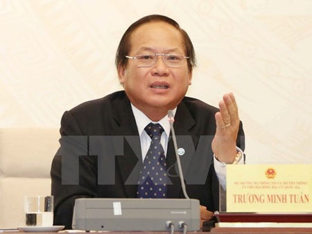 Bộ trưởng Bộ Thông tin và Truyền thông Trương Minh Tuấn bị tạm đình chỉ công tác.