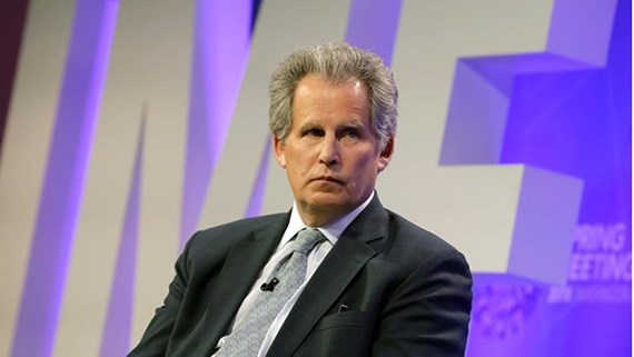 Ông David Lipton.