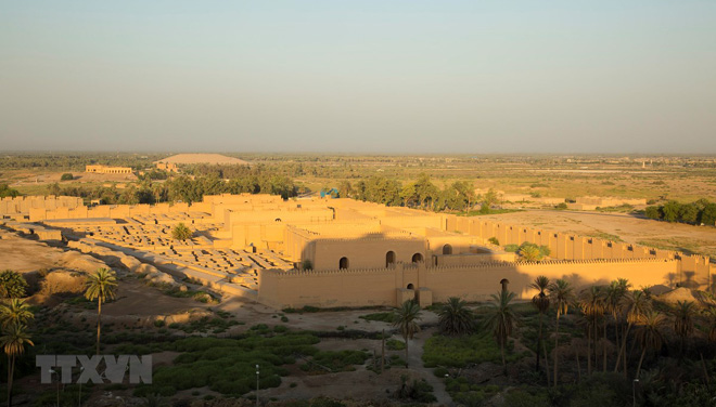 Toàn cảnh thành phố cổ Babylon ở phía nam thủ đô Baghdad, Iraq.