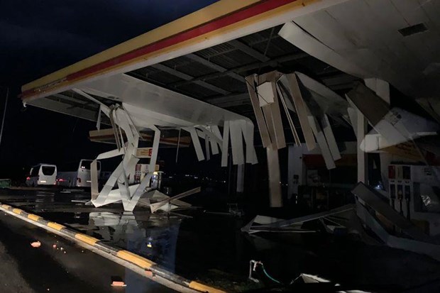 Trận bão dữ dội khiến nhiều du khách nước ngoài thiệt mạng.