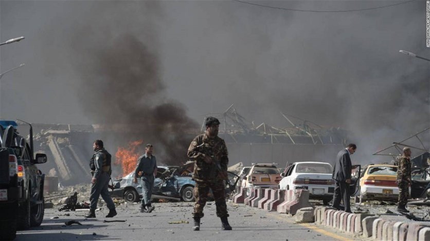 Một vụ đánh bom xe đã xảy ra ở cổng trụ sở cảnh sát tại thành phố Kandahar, miền Nam Afghanistan.