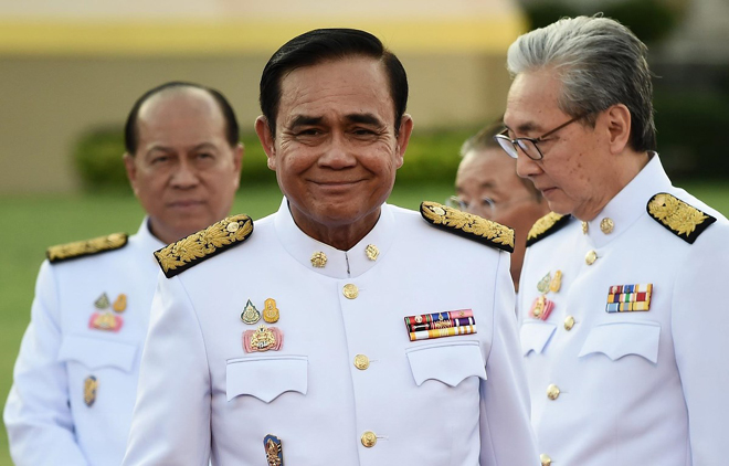 Thủ tướng Thái Lan Prayut Chan-O-Cha (giữa) sau lễ tuyên thệ nhậm chức của các thành viên nội các mới tại Bangkok ngày 16/7/2019.