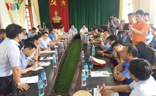 Họp báo về vụ tai nạn tại trụ sở xã Cộng Hòa, huyện Kim Thành, tỉnh Hải Dương.