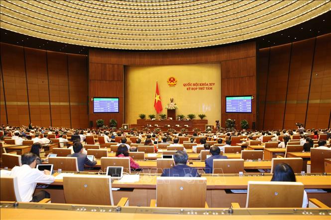 Chiều 25/12/2019, Quốc hội thông qua toàn văn Luật sửa đổi, bổ sung một số điều của Luật Nhập cảnh, xuất cảnh, quá cảnh, cư trú của người nước ngoài tại Việt Nam.