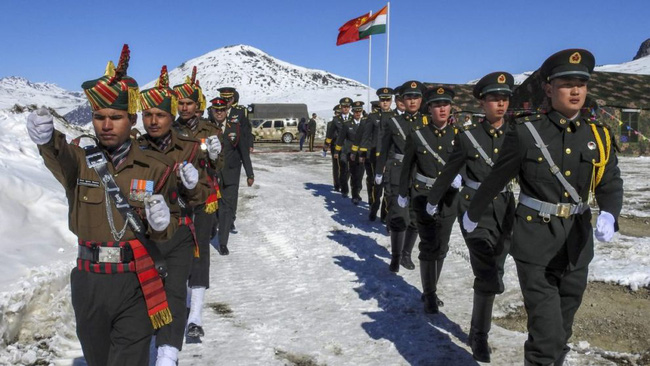 Ấn Độ và Trung Quốc đã đồng ý rút quân khỏi khu vực biên giới tranh chấp trong nỗ lực hạn chế các cuộc đụng độ bạo lực.