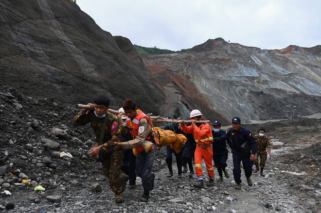 Vụ sập hầm mỏ sáng ngày 2/7 cướp đi sinh mạng của ít nhất 174 người.