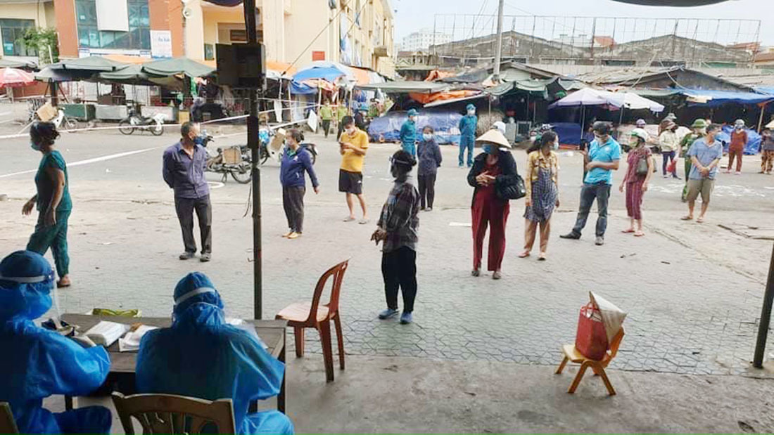 Thêm một ca lây nhiễm trong cộng đồng có liên quan đến chợ Vinh