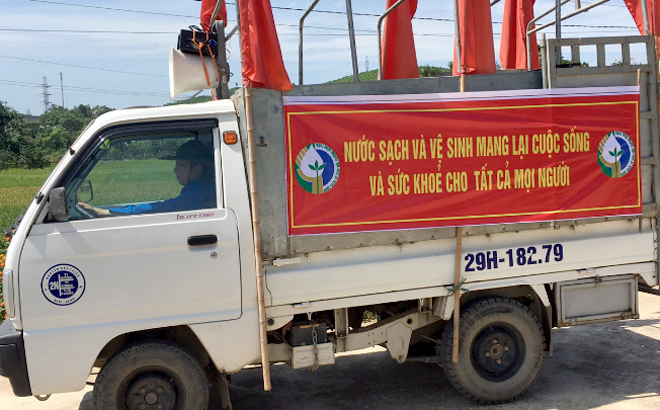 Youth union members in Yen Binh district hold mobile dissemination campaign in response to 