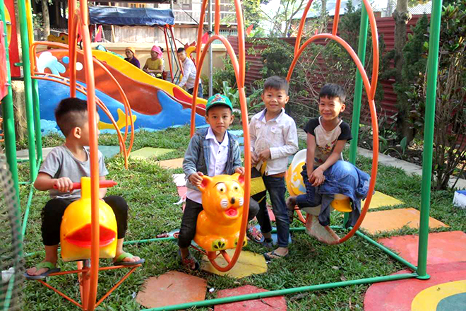 Children in Nghia Lo join art, sports and entertainment activities for their comprehensive development.
