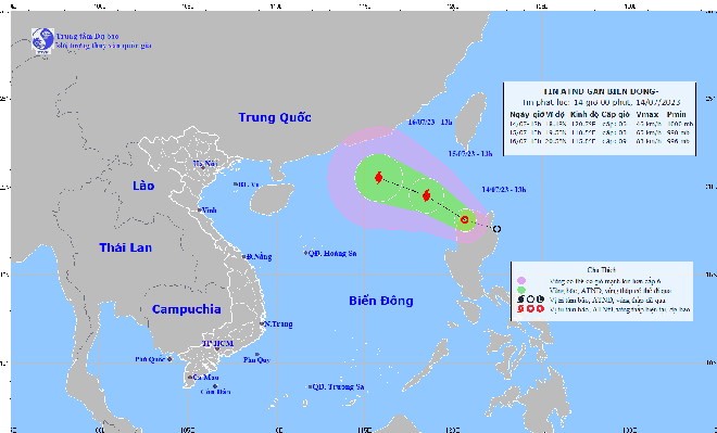 Áp thấp nhiệt đới đang tiến vào Biển Đông và đang mạnh lên. Ảnh: Trung tâm dự báo khí tượng thủy văn quốc gia