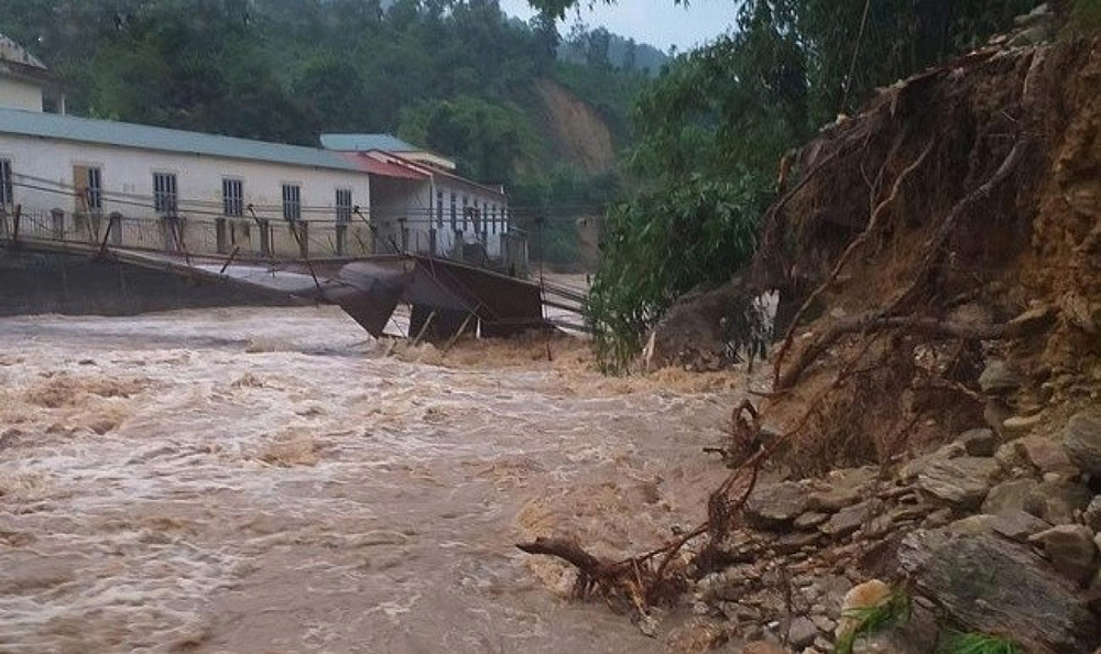 Lũ quét, sạt lở đất ở Hà Giang