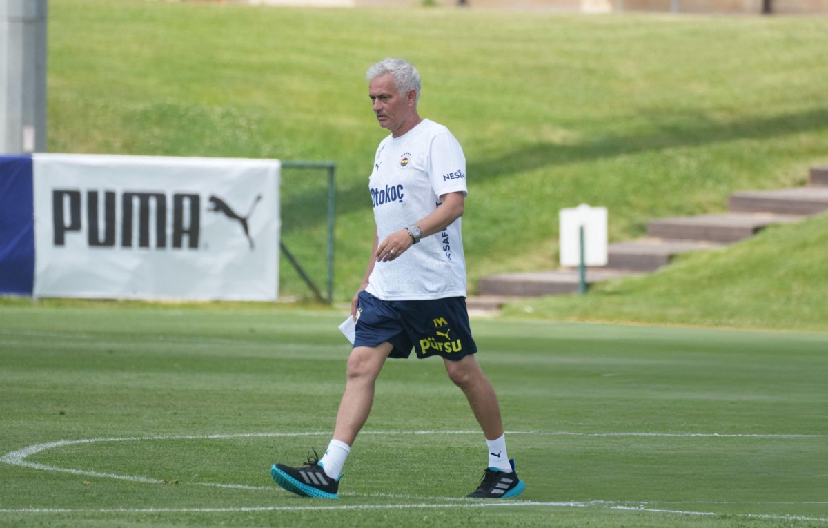HLV Mourinho trở lại đấu trường Cúp C1 châu Âu sau hơn 4 năm
