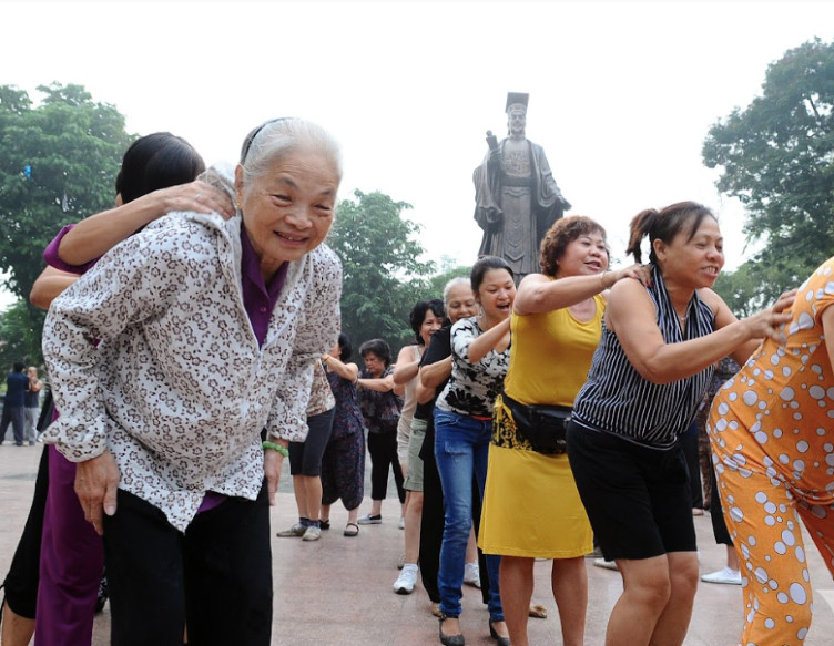 Tuổi thọ người Việt Nam năm 2023 theo số liệu thống kê sơ bộ đạt 74,5 tuổi.