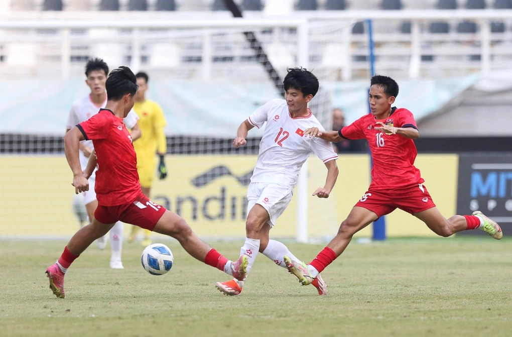 U19 Việt Nam quyết tâm thắng U19 Lào trong ngày chia tay giải đấu (Ảnh: VFF).
