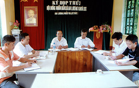 Lãnh đạo xã An Lương thường xuyên quan tâm tìm cách tháo gỡ khó khăn trong công tác phát triển Đảng.