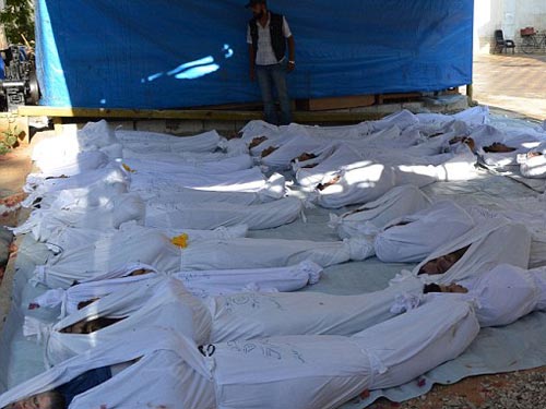 Những thi thể người được cho là nạn nhân của vụ tấn công bằng vũ khí hóa học hôm 21-8 
Ảnh: Reuters