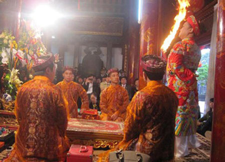 Di sản văn hóa Thực hành Tín ngưỡng thờ Mẫu Tam phủ.