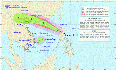 Đường đi của bão số 7 và áp thấp mới xuất hiện.
