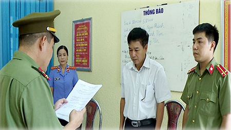 Cơ quan An ninh điều tra Công an tỉnh Sơn La khởi tố và cấm đi khỏi nơi cư trú đối với bị can Trần Xuân Yến.
