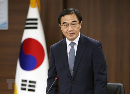 Bộ trưởng Thống nhất Hàn Quốc Cho Myoung-gyon.