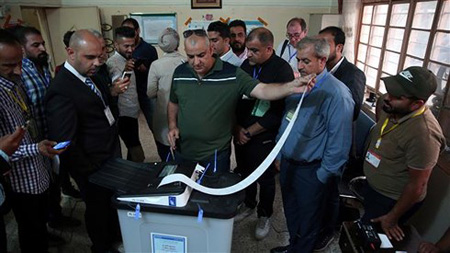 Sáng 9/8, Iraq công bố kết quả cuối cùng cuộc bầu cử Quốc hội ngày 12/5, không thay đổi nhiều so với kết quả công bố trước đó.