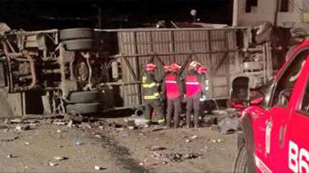 Hiện trường vụ tai nạn tại Ecuador.