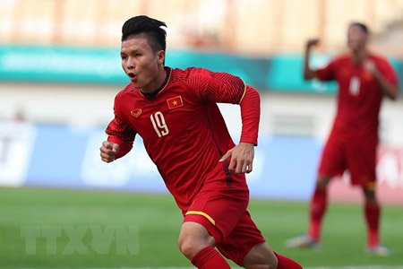 Cầu thủ Quang Hải ăn mừng sau khi ghi bàn thắng mở tỷ số cho U23 Việt Nam.