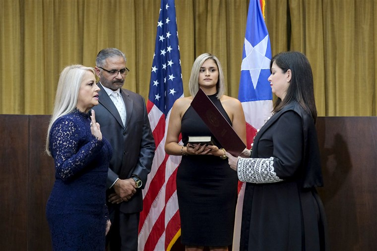 Bộ trưởng Tư pháp Wanda Vazquez tuyên thệ nhậm chức Thống đốc Puerto Rico.