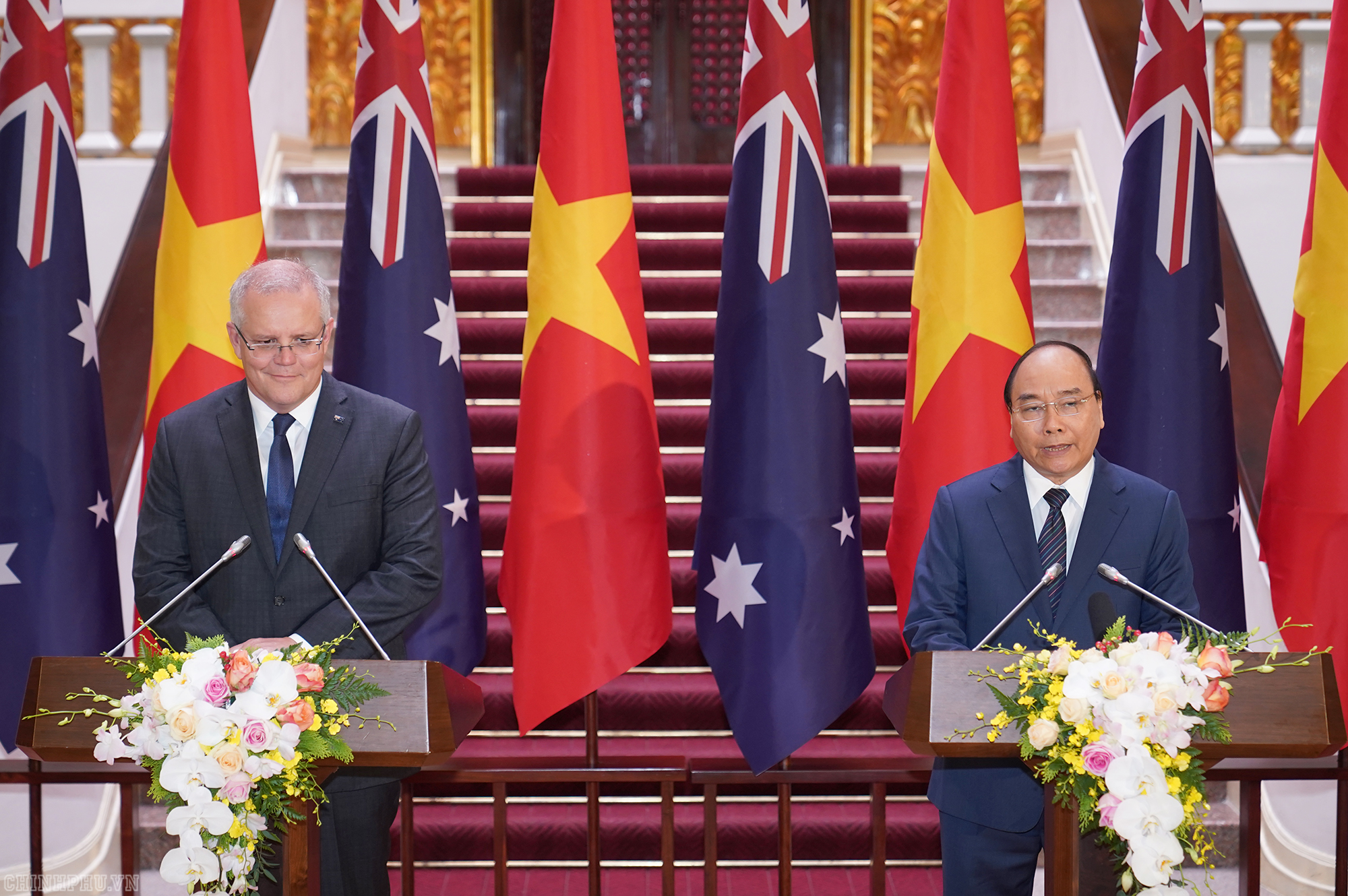 Thủ tướng Nguyễn Xuân Phúc và Thủ tướng Australia tại họp báo.