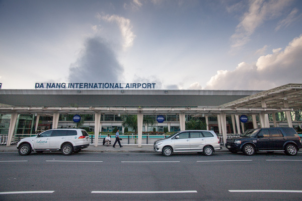 Tiếp tục tạm dừng các chuyến bay vận chuyển hành khách đi và đến Đà Nẵng.